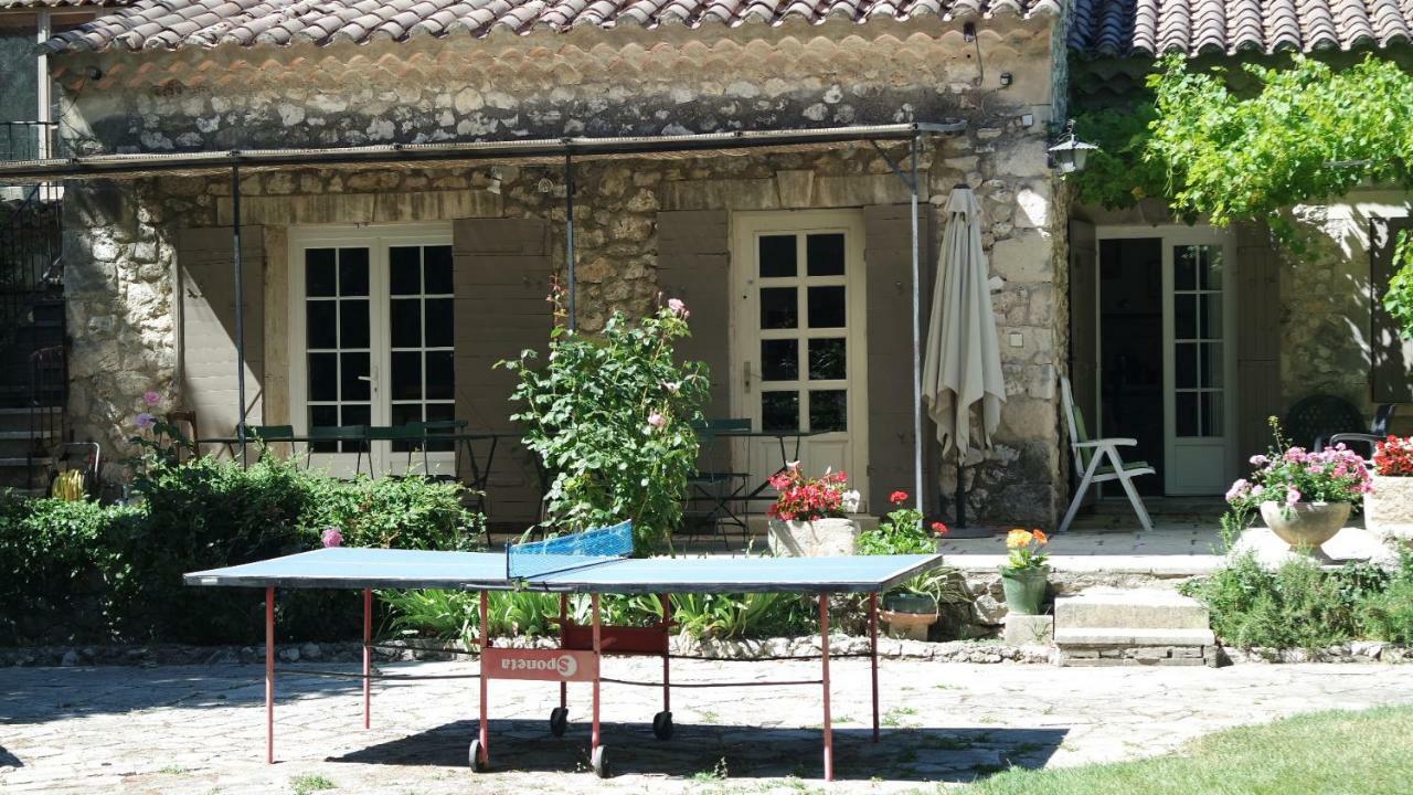 Mas Grimaud - Gite- Studio Et Chambres D'Hotes Familiales Эгальер Экстерьер фото